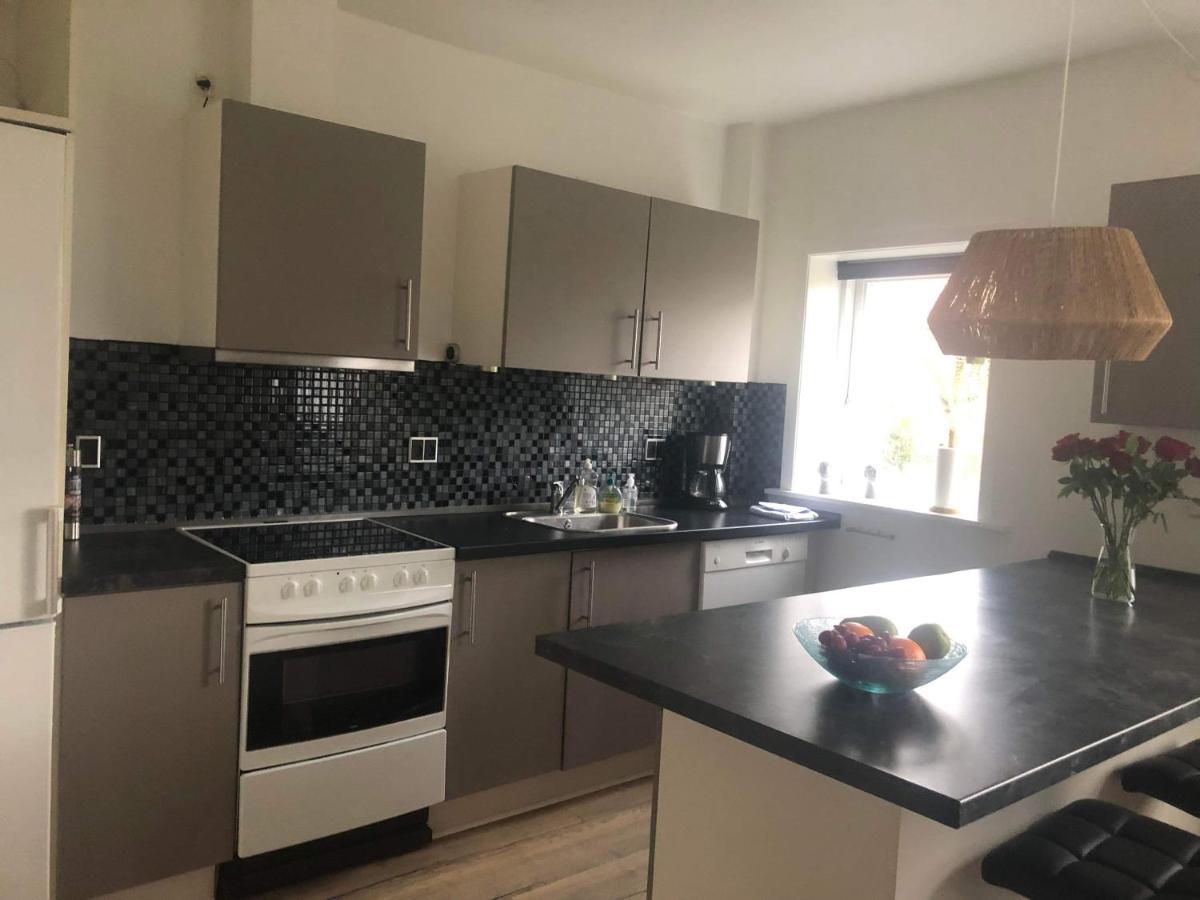 Gronnegade - Taet Pa Esbjerg C Apartman Kültér fotó
